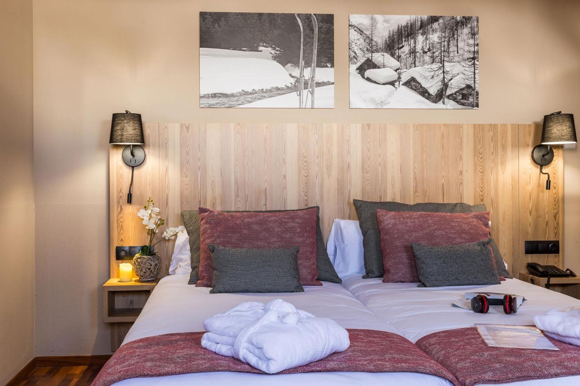 Hotel Grand Pas Pas de la Casa Kültér fotó