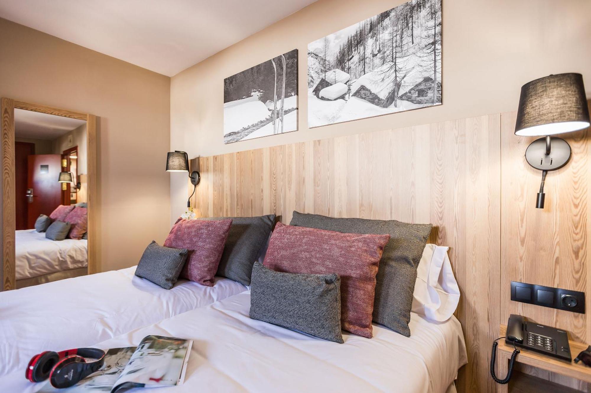 Hotel Grand Pas Pas de la Casa Kültér fotó